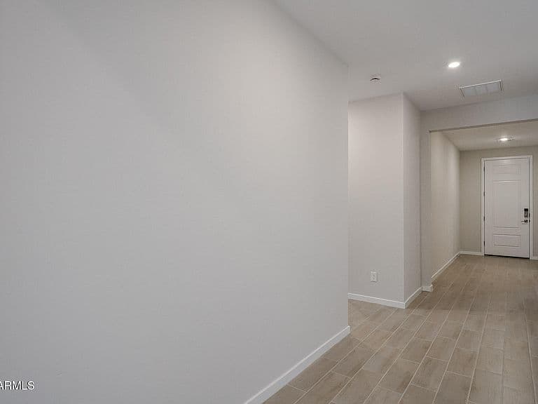 30104 W WINDROSE Drive photo 3