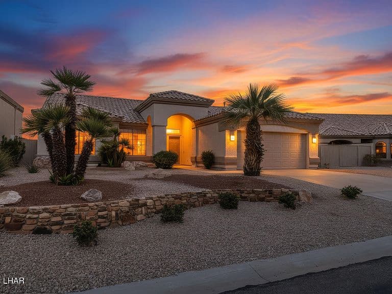 2423 E George Ln photo 1