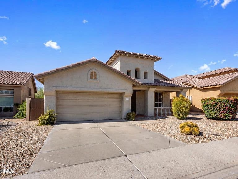 4220 E DESERT MARIGOLD Drive photo 2
