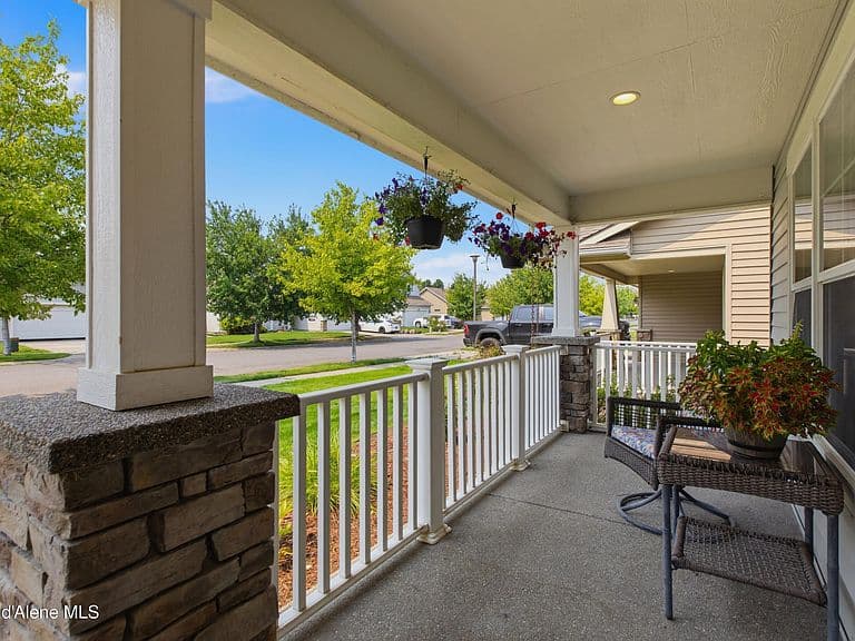 1441 W Tualatin Dr photo 5