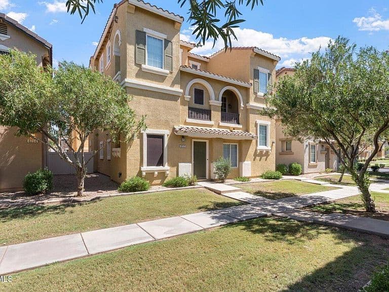 4212 E JASPER Drive photo 2