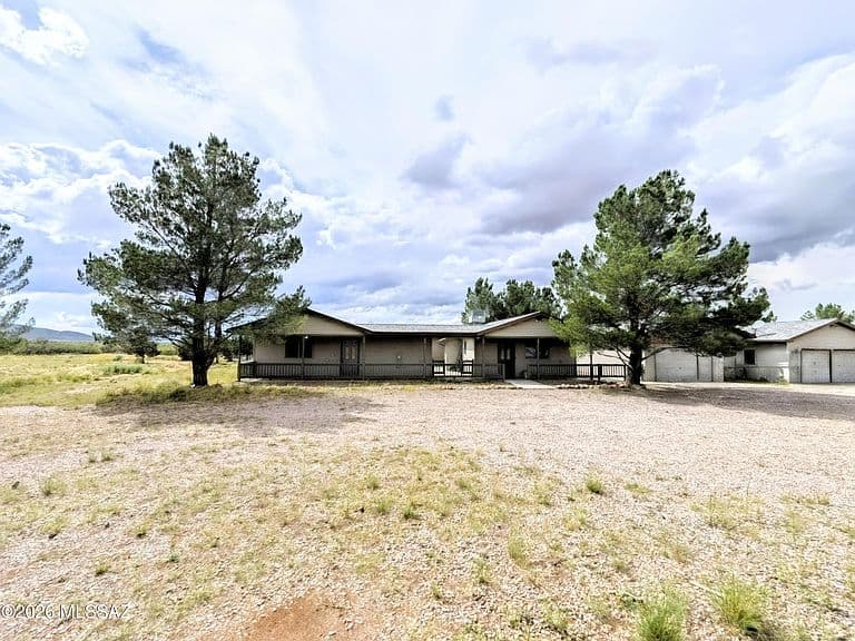 8050 E Dunn Ln photo 1