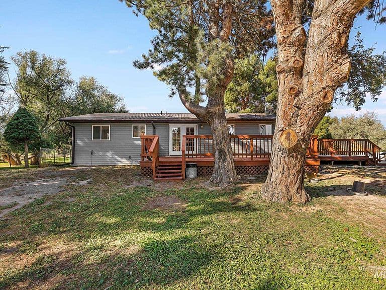 4796 River Rd photo 2