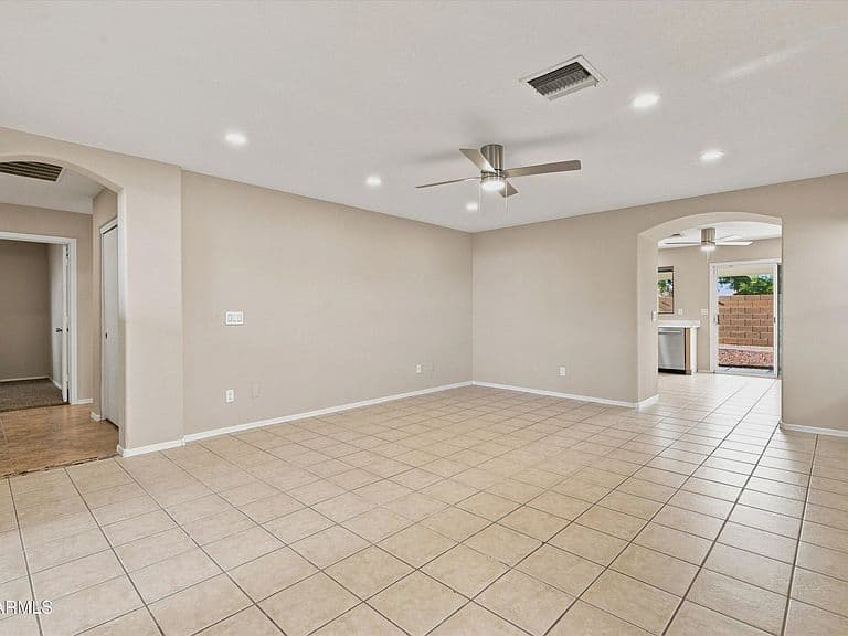 15322 W EVANS Drive photo 5