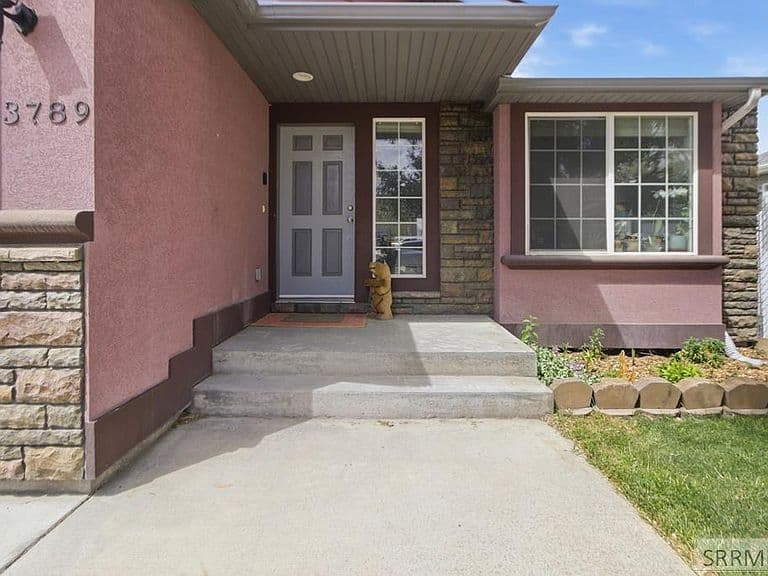 3789 Jason Ave photo 5
