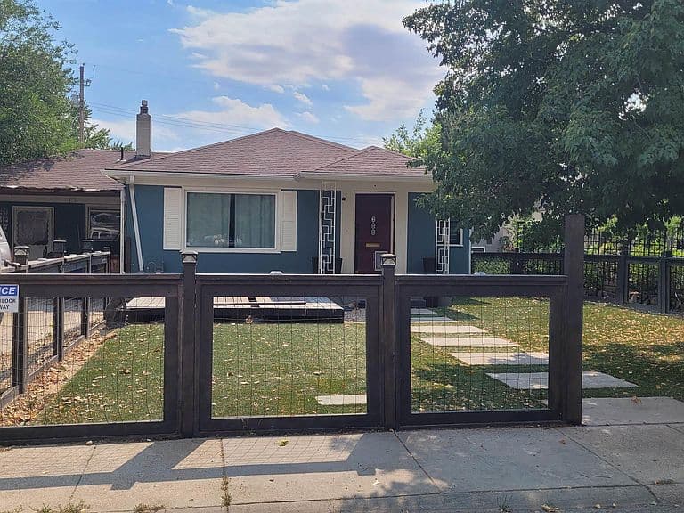 300 N Hot Springs Dr photo 1