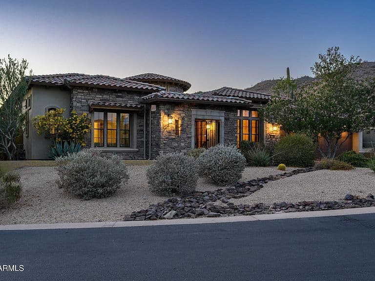 8856 E ROSEDALE Circle photo 3