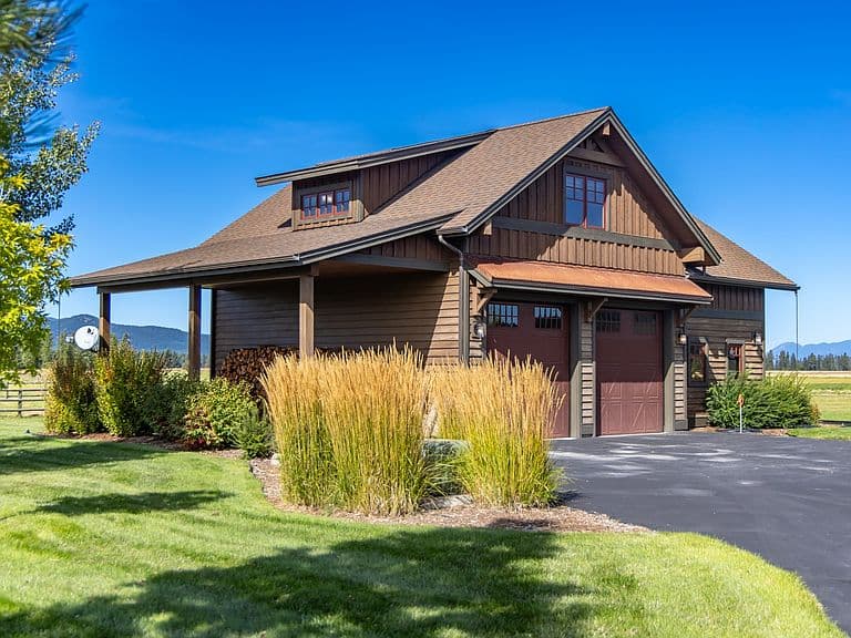 1729 Spring Prairie Ranch Rd photo 4