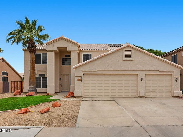 7326 W PERSHING Avenue photo 1