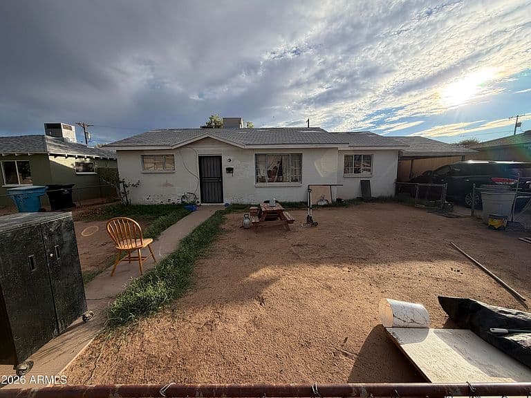8744 N 30TH Avenue photo 1
