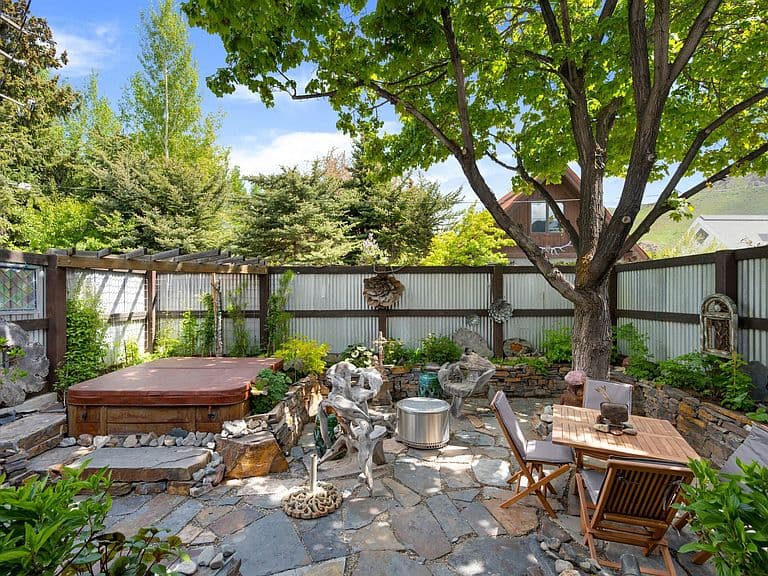 100 N Leadville Ave photo 4