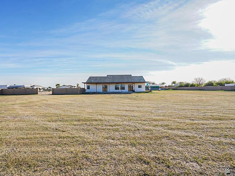12826 S Greenview Way photo 4