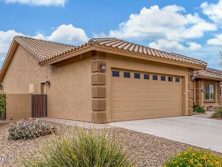 11248 E ONZA Avenue photo 2