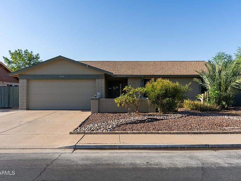1730 E IMPALA Avenue photo 1