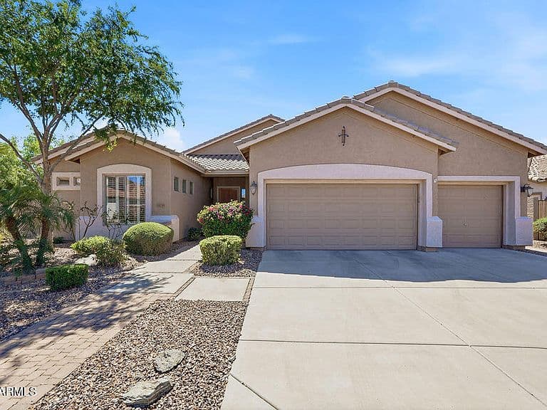 6738 S RACHAEL Way photo 2