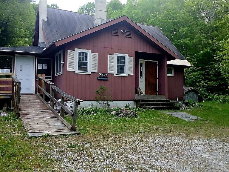 409 Jim Town Road photo 4