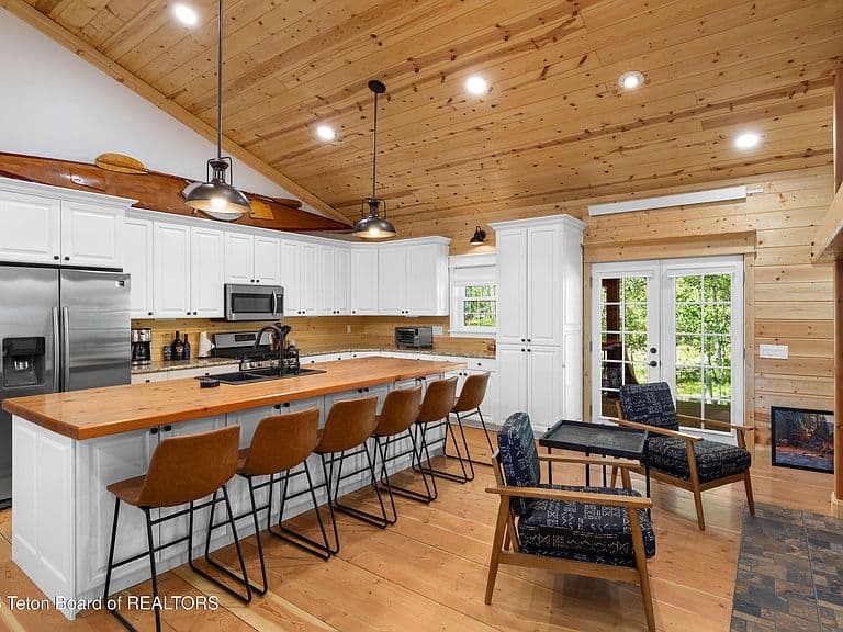98 Sugar Loaf Dr photo 1