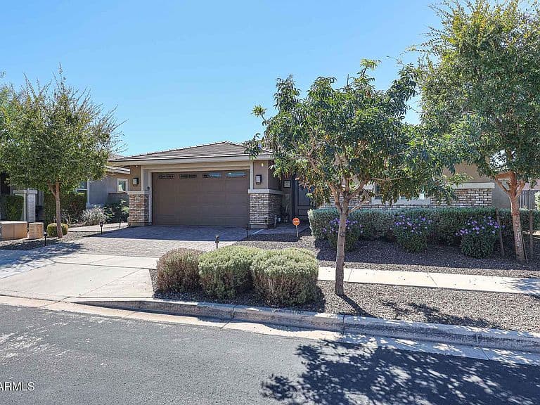 14665 W CORRINE Drive photo 5