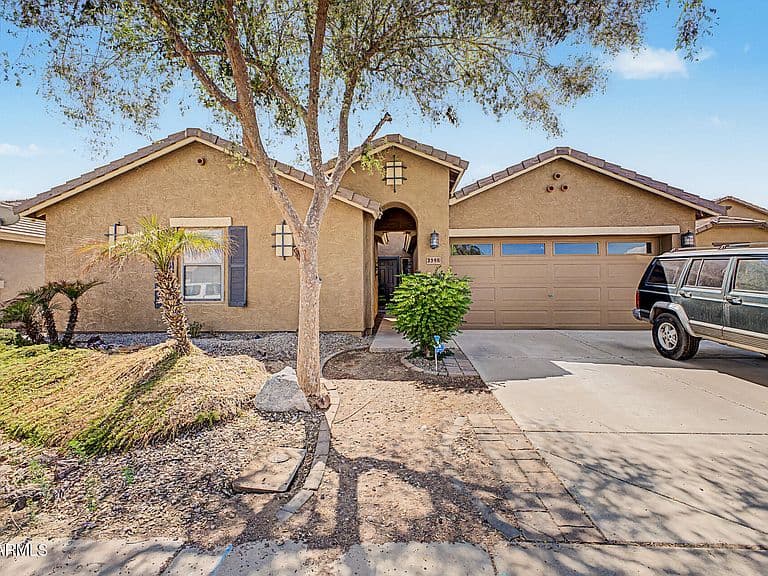 3346 S 256TH Drive photo 1
