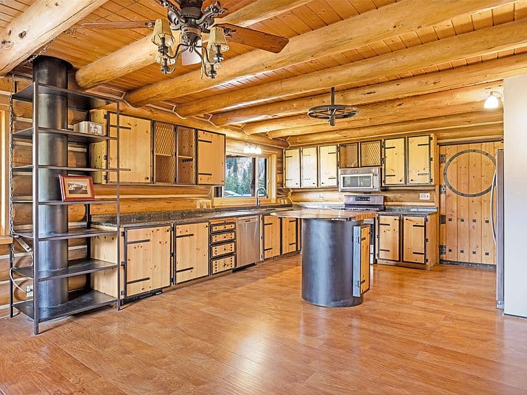 1277 Upper Rock Creek Rd photo 5