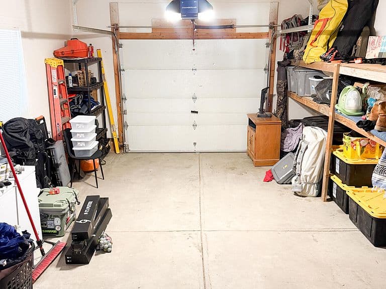 331 Cole Ave photo 3