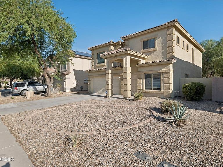 44247 W CAVEN Drive photo 4
