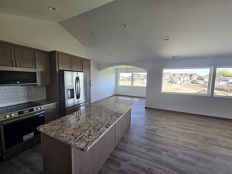 2323 Excalibur Way photo 5