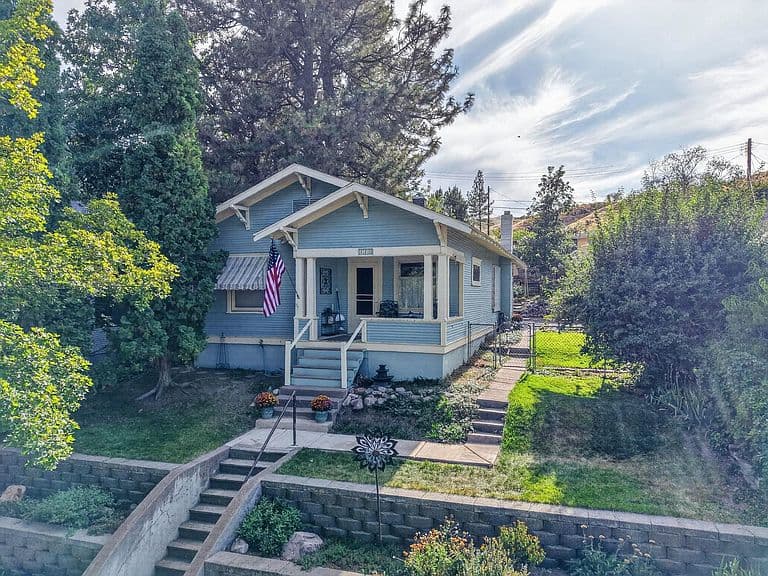 223 S Lincoln Ave photo 1