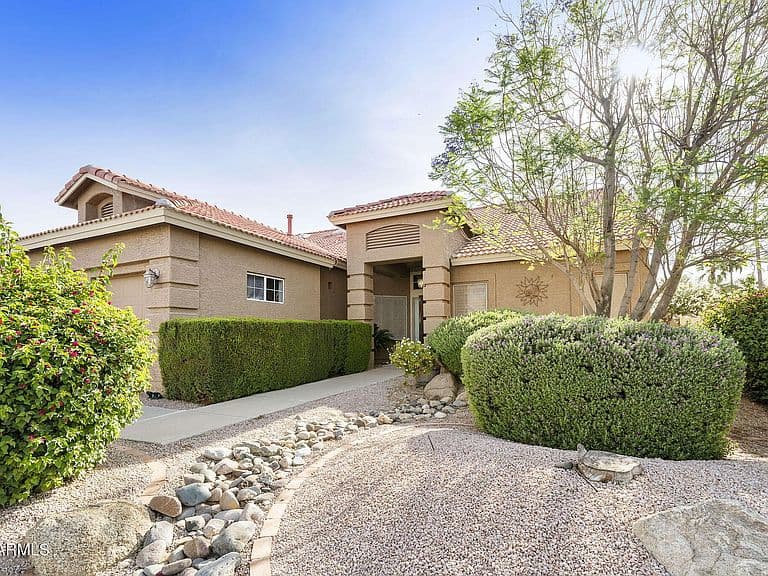 25007 S LAKESTAR Drive photo 1