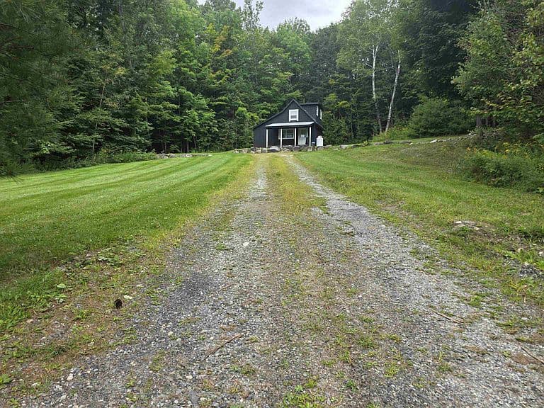 79 Spiller Road photo 2