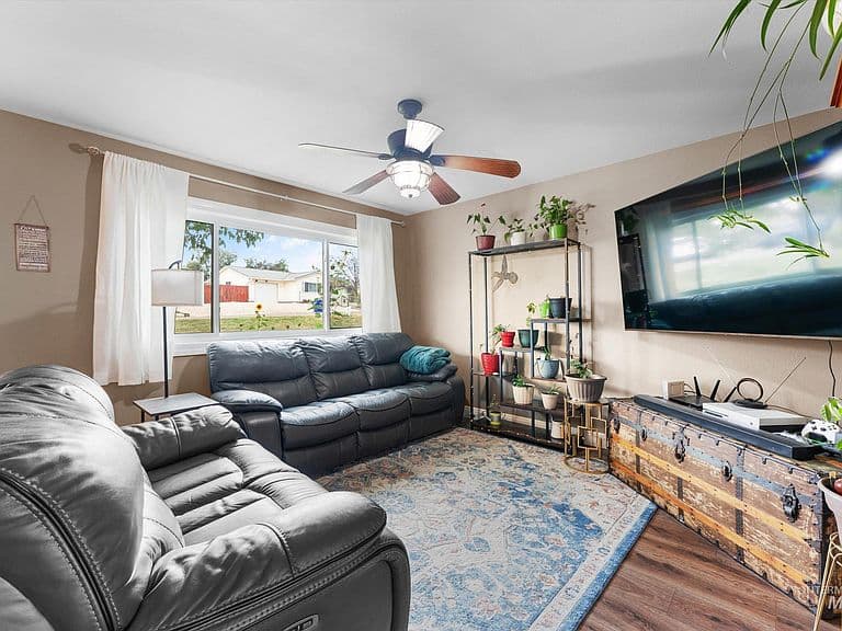 9860 W Fox Ridge Dr photo 4