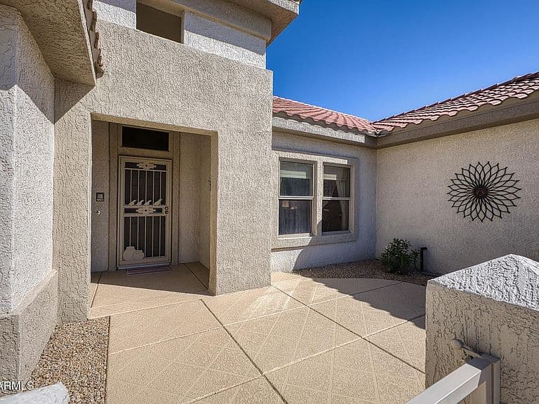 16438 W DESERT WREN Court photo 4