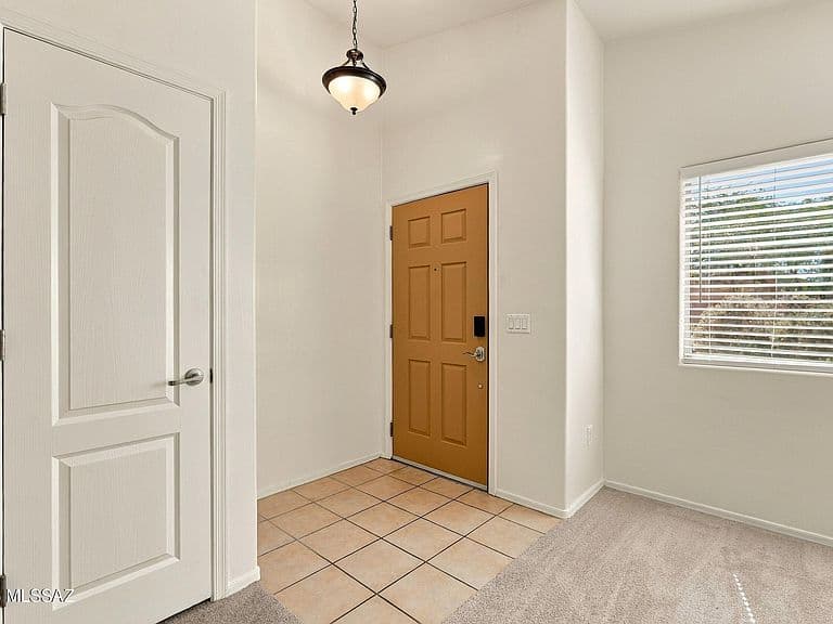 4113 E Lushfield Dr photo 2