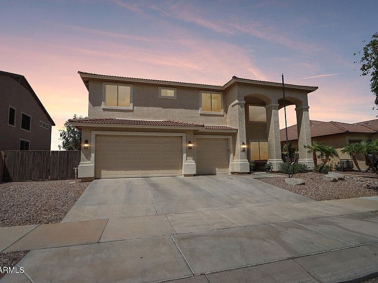15748 W SHANGRI LA Road photo 1