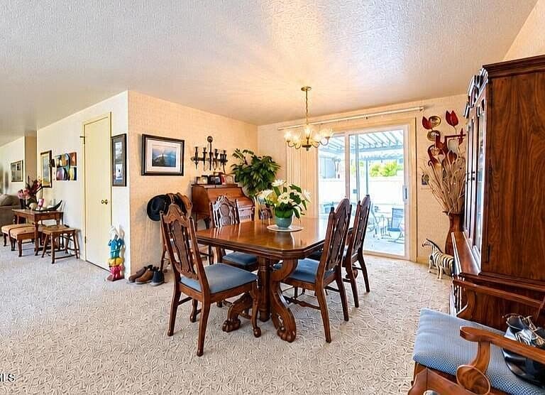 2313 N Honeysuckle Dr photo 5