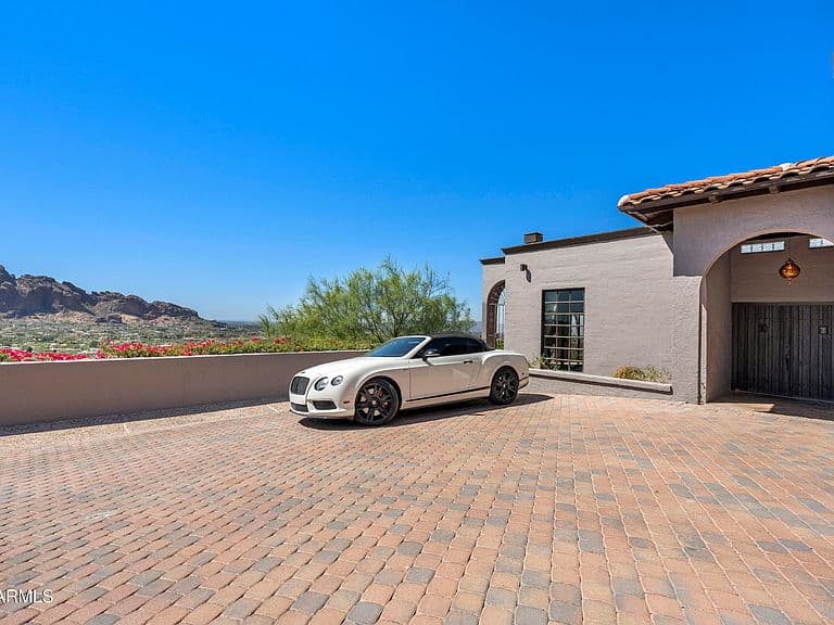 6900 N HIGHLANDS Drive photo 5