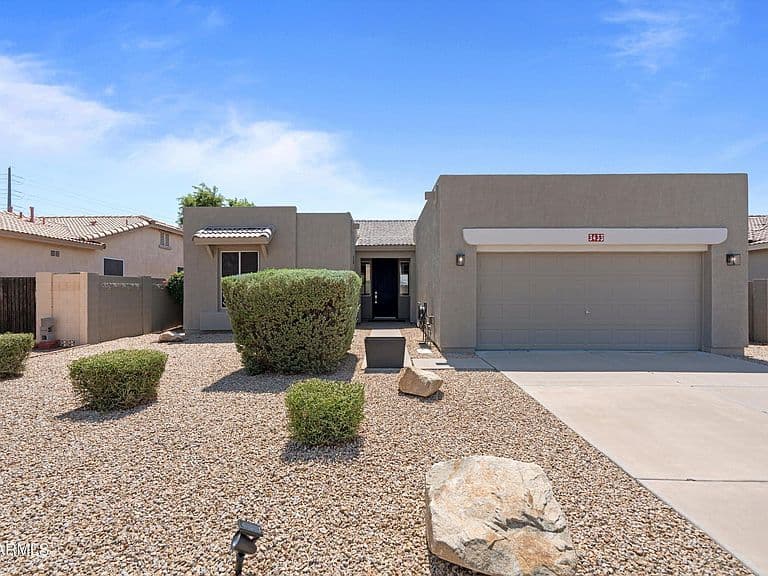 3433 E SANTA FE Lane photo 5