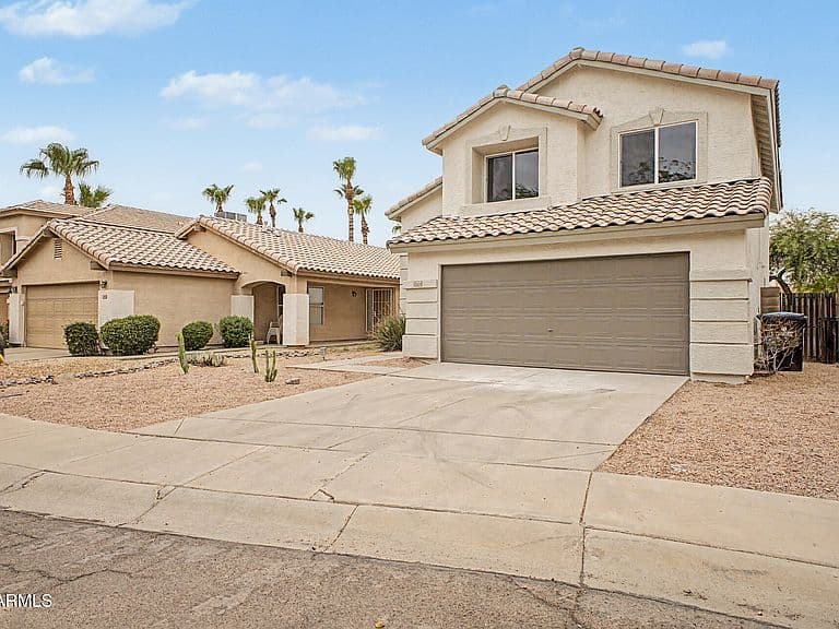 18654 N 39TH Street photo 4