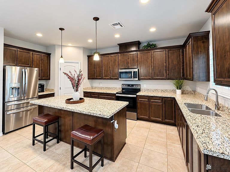 2180 W Meredith Ln photo 5