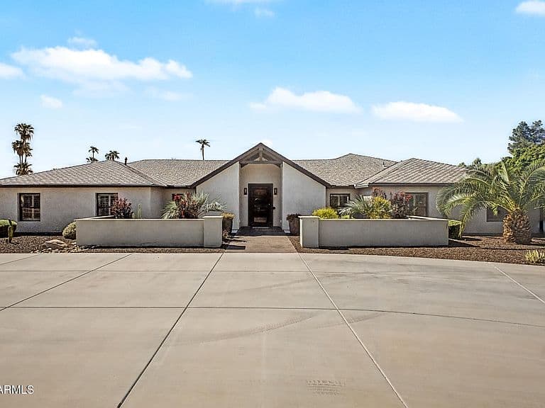 301 W MOON VALLEY Drive photo 4