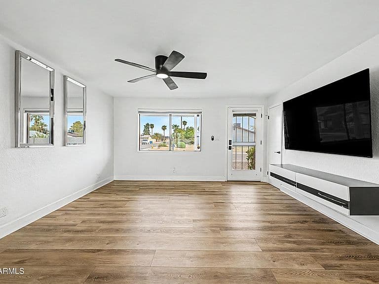 4101 E CALAVAR Road photo 5