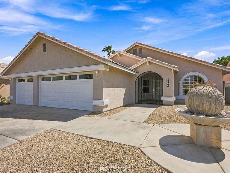 5544 S Club House Dr photo 2