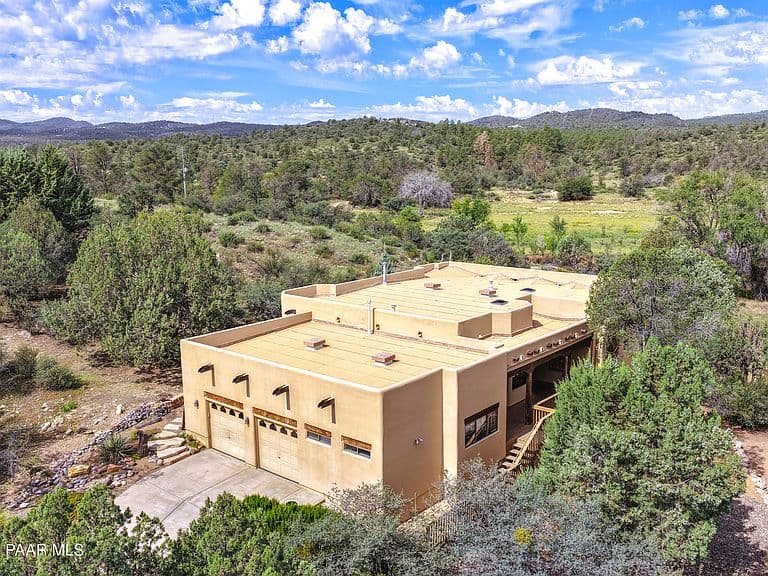 73 Woodside Dr photo 4