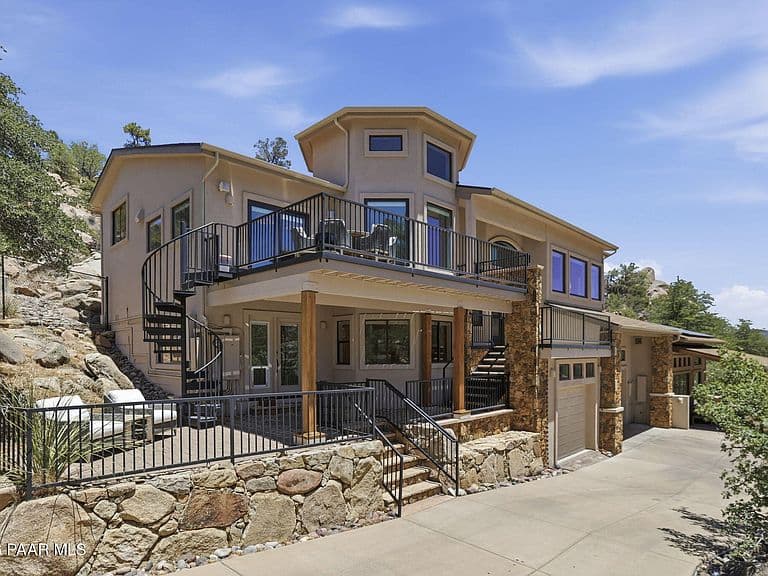 547 Downer Trl photo 5