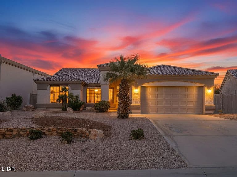 2423 E George Ln photo 4