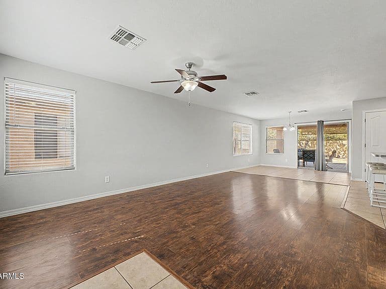 32974 N SANDSTONE Drive photo 5