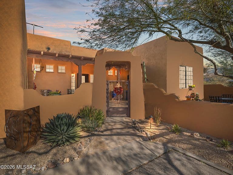 10553 E John McNair Pl photo 1