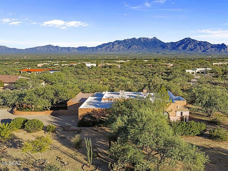 1605 S Camino Del Sol photo 4