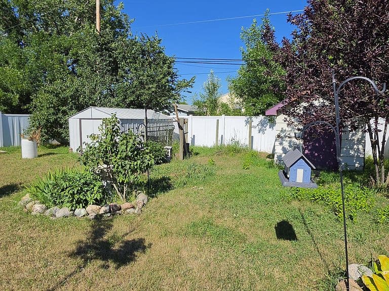 761 1st Ave SW photo 5