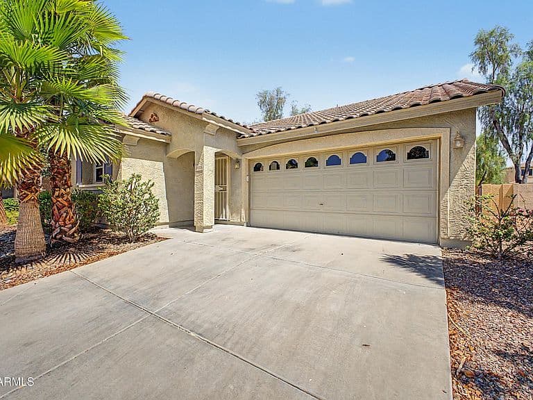 16928 W RIMROCK Street photo 4
